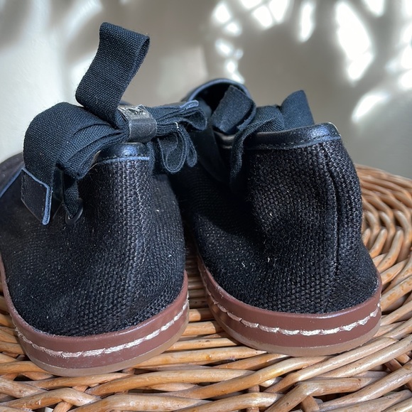 NEW Vince beautiful black ankle wrap flats - Picture 2 of 4